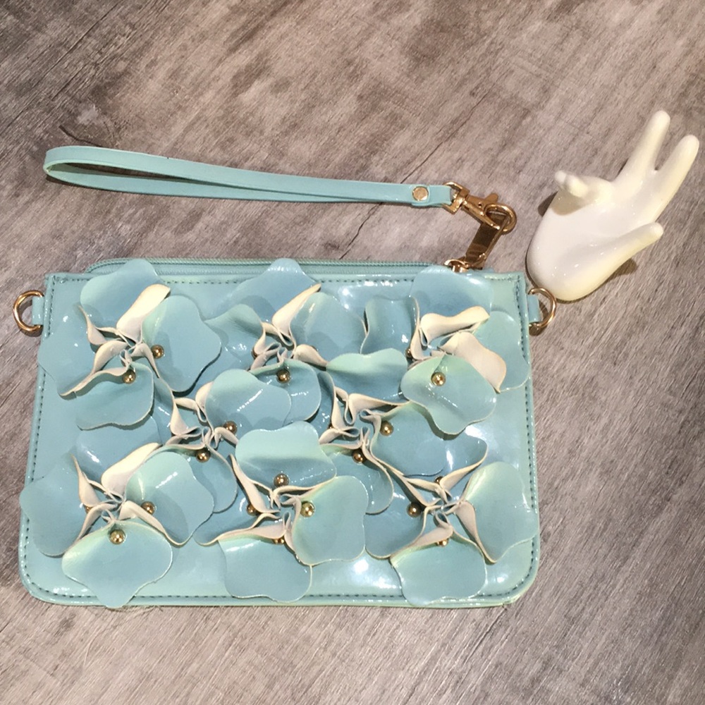 Wristlet